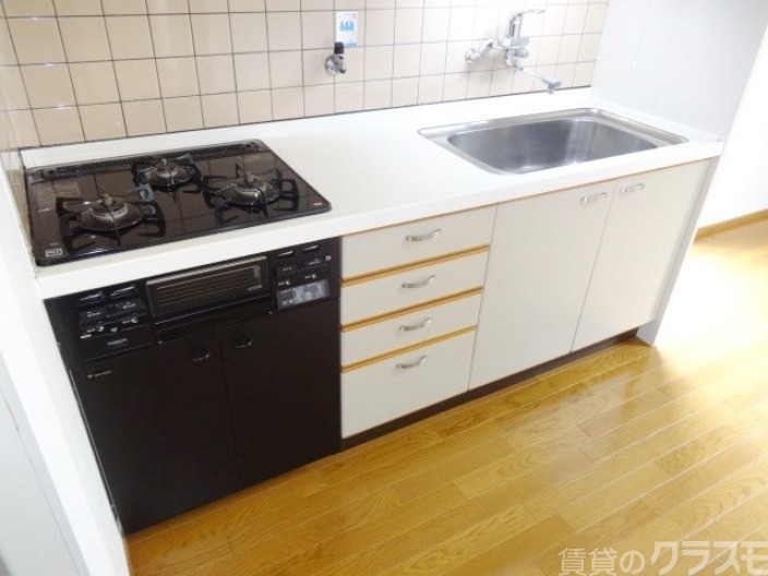 キッチン　調理スペースも確保されているキッチンでお料理が捗る！！