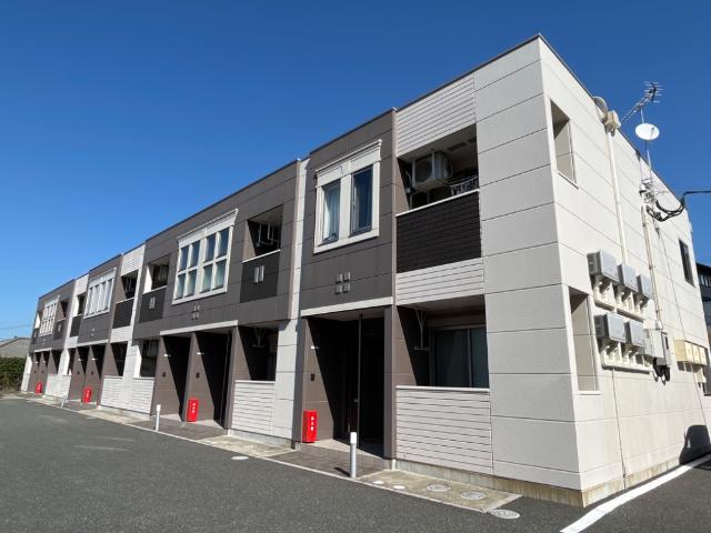 建物外観　外観写真（昼）