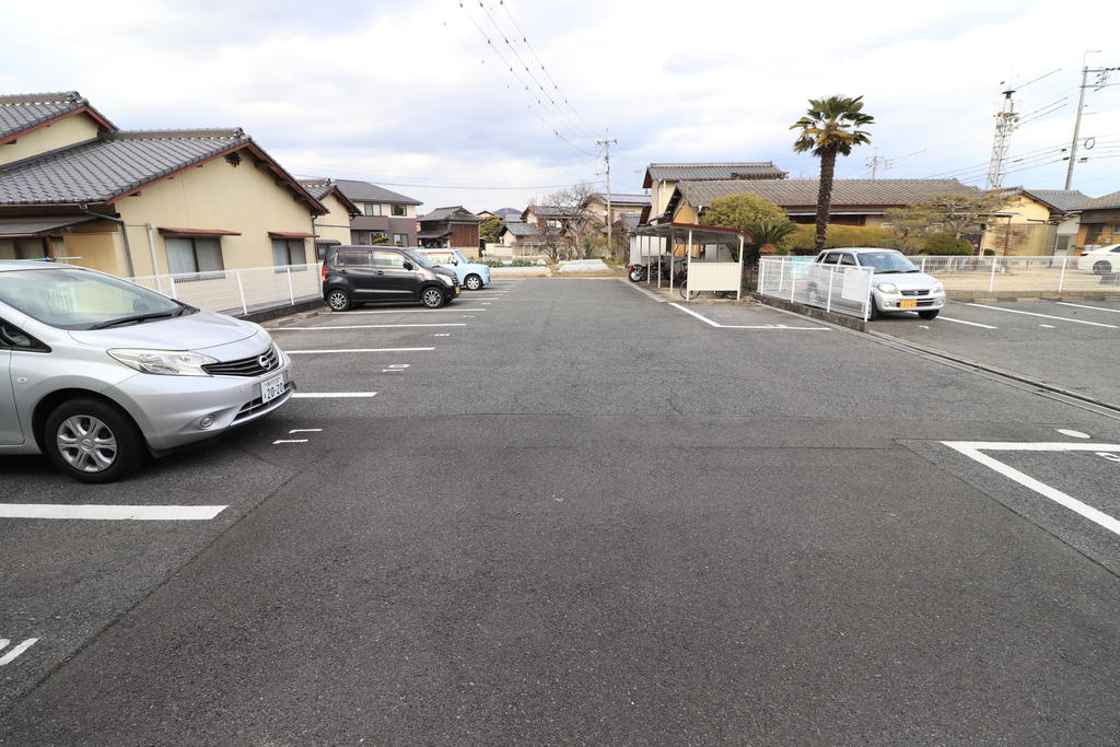 駐車場　駐車場です♪