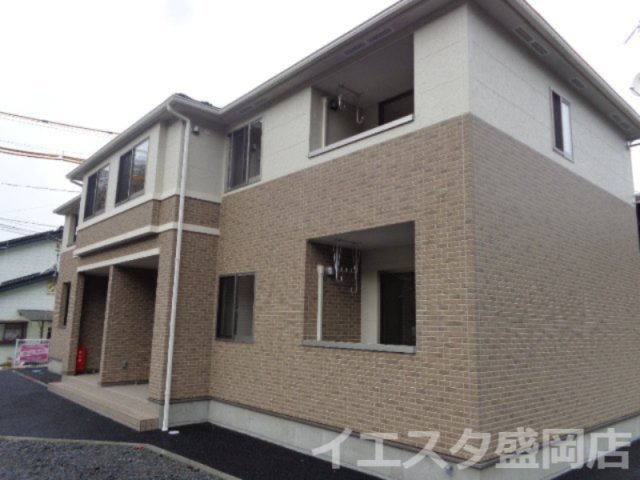 建物外観　外観写真（昼）