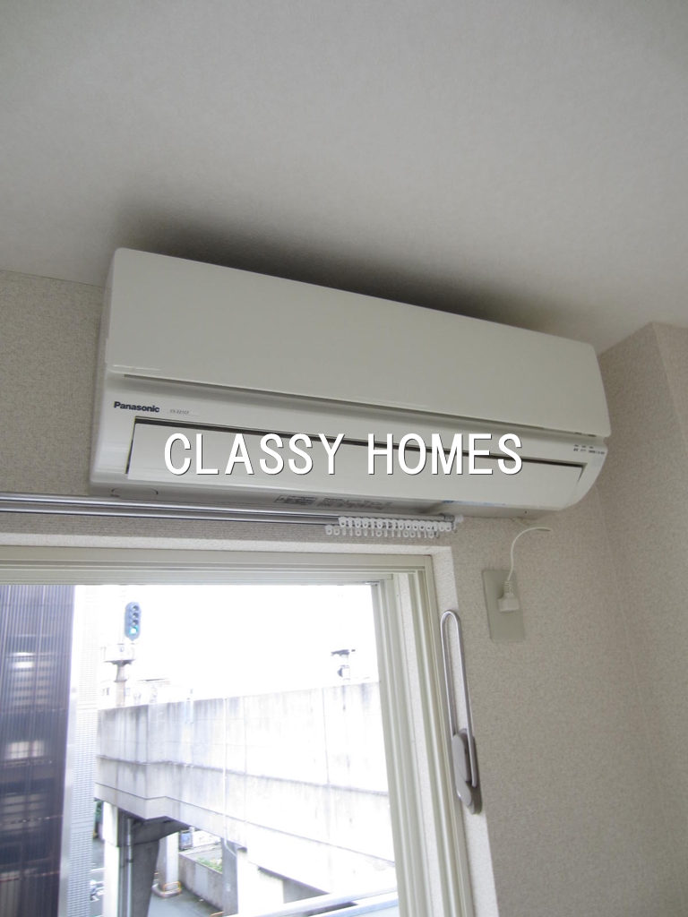 その他設備　2011年竣工　賃貸マンション：エアコン