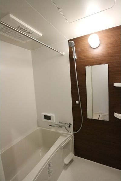 バス・シャワールーム　浴室乾燥機つき