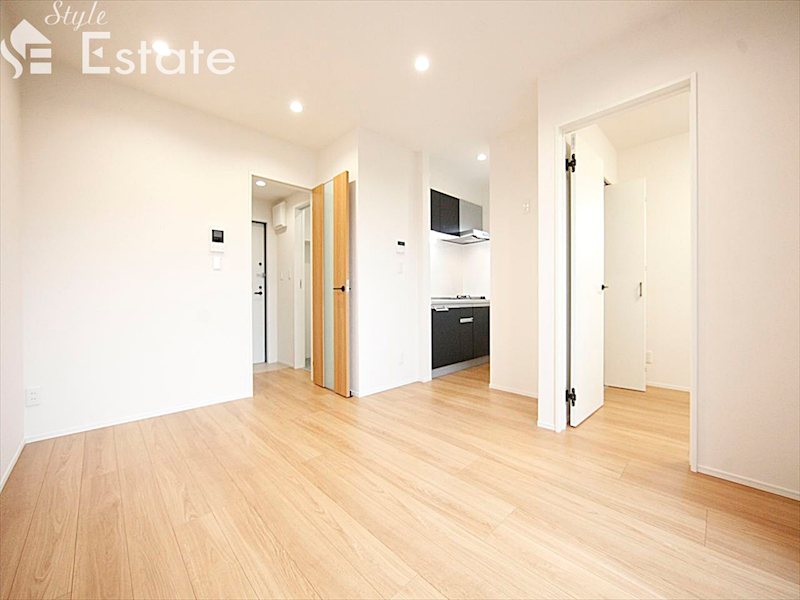 居室・リビング　内装