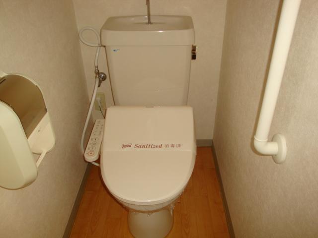 トイレ　シャワー付トイレ（イメージ）