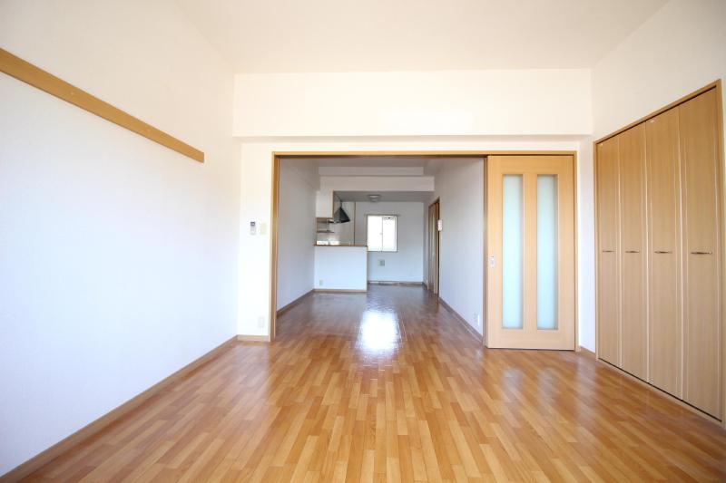 その他　洋室8帖のお部屋