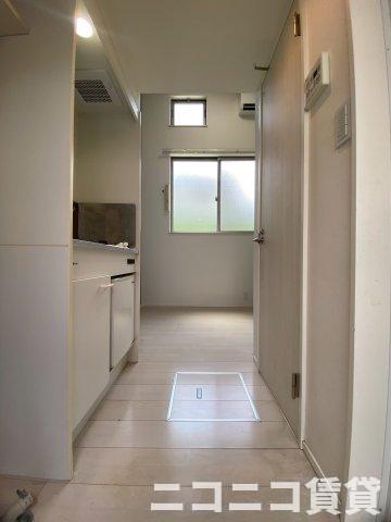玄関　別号室イメージの為、現状を優先致します。