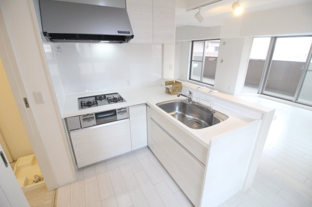 キッチン　システムキッチン