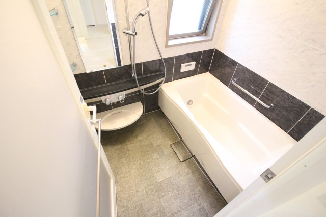 バス・シャワールーム　浴室