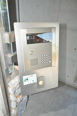 エントランス　オートロック　同タイプイメージ（現状優先）