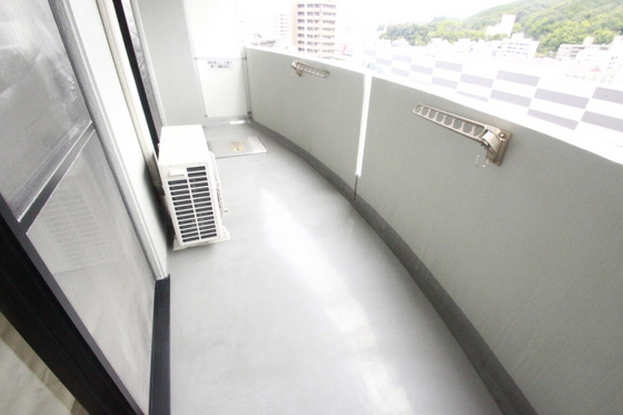 バルコニー　※他の部屋の写真になります。