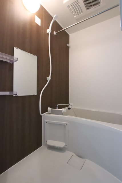 バス・シャワールーム　♪浴室乾燥機付きバスルーム