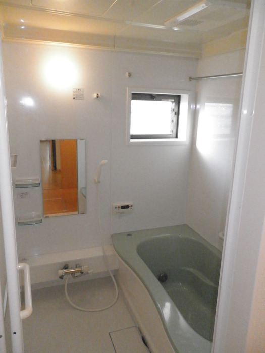 バス・シャワールーム　きれいなお風呂です