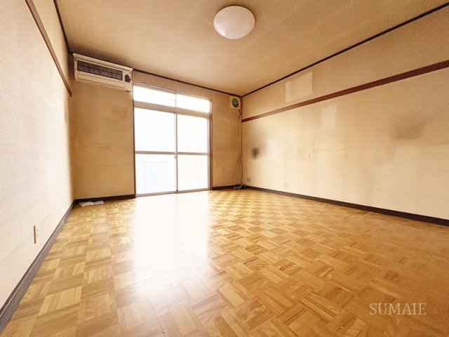 居室・リビング　フローリングの洋室☆