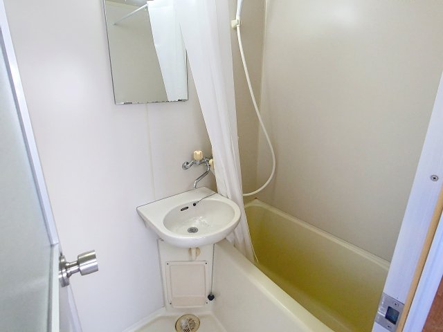 バス・シャワールーム　2026年2月撮影※現況を優先します。