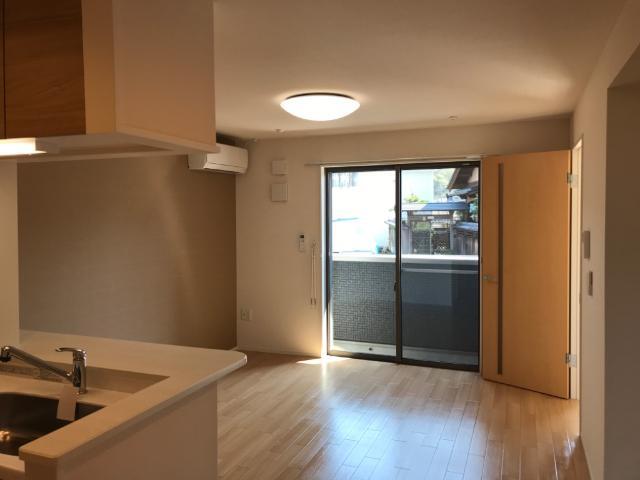 居室・リビング　リビング