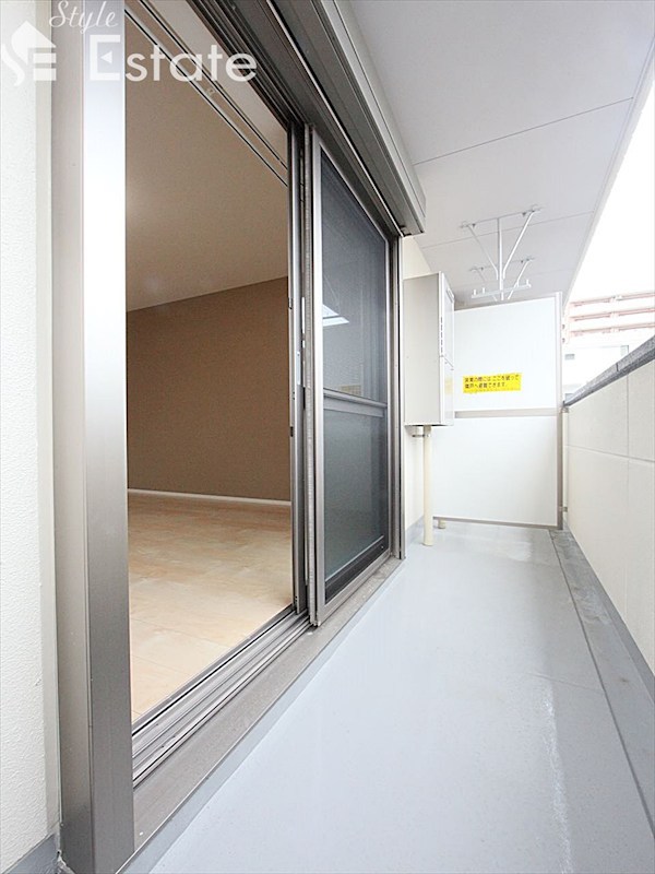 バルコニー　※同仕様写真