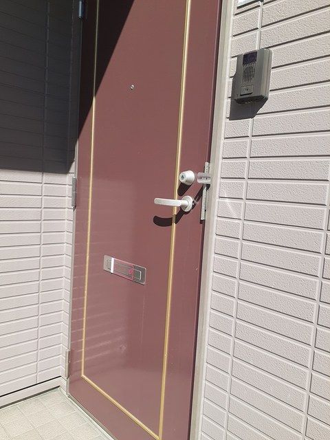 玄関　明るい玄関です