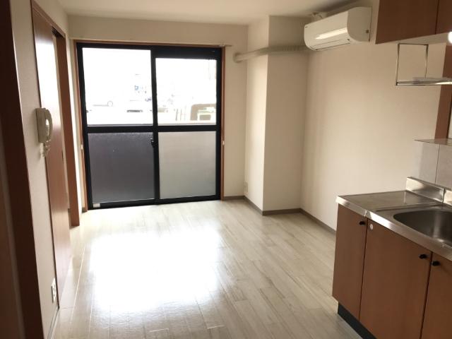 居室・リビング　リビング