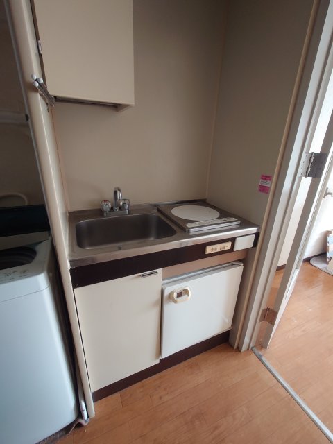 キッチン　同物件別室です。