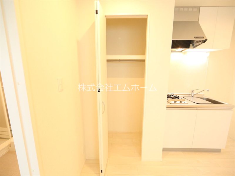 収納　クローゼット付