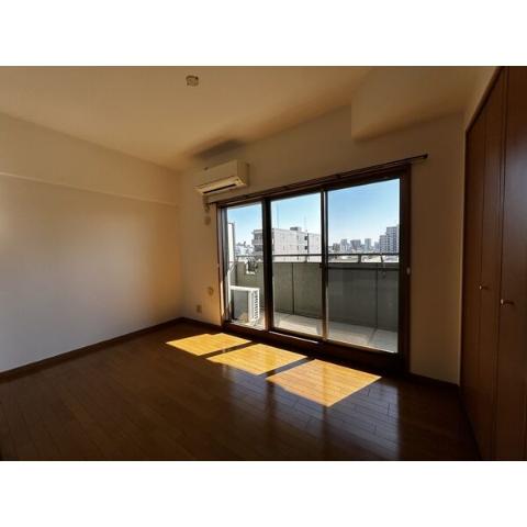 居室・リビング　室内（イメージ）