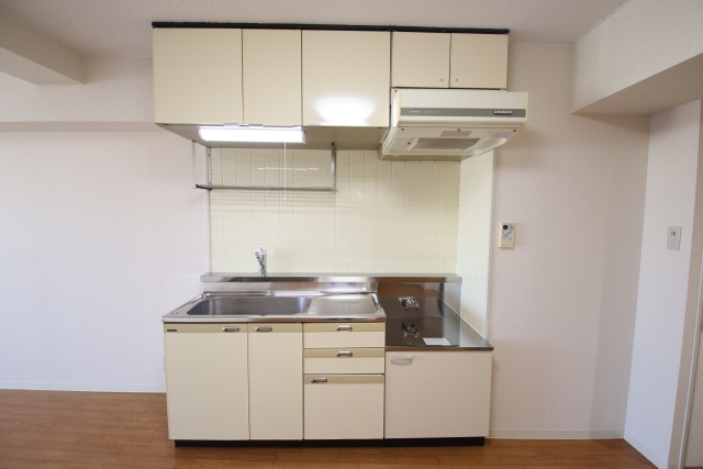 キッチン　別室の参考写真です。※現況優先