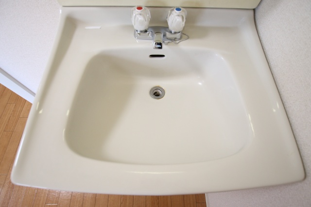 洗面設備　別室の参考写真です。※現況優先