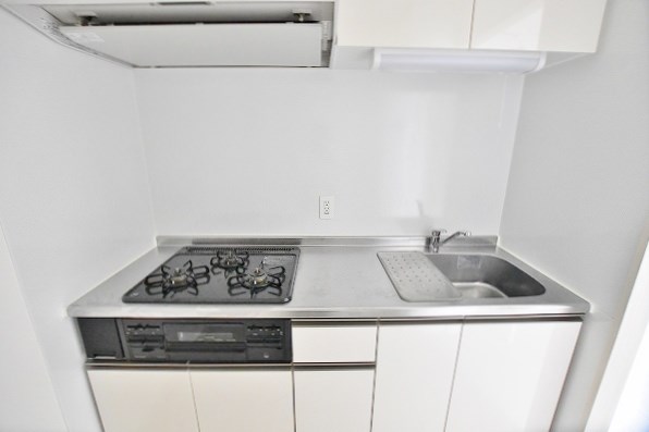 キッチン　★３口ガスシステムキッチン(グリル付)★