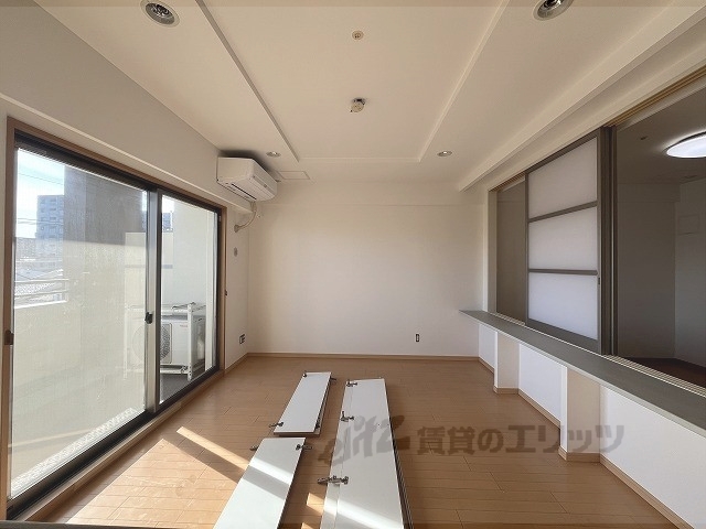 居室・リビング　リビング