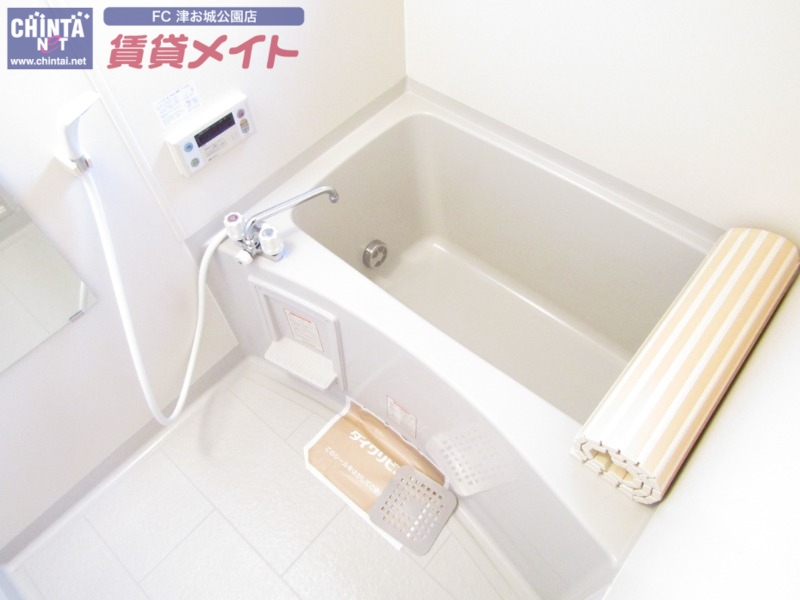 バス・シャワールーム　同型参考写真