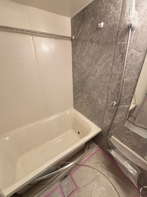 バス・シャワールーム　※同一間取り、他部屋