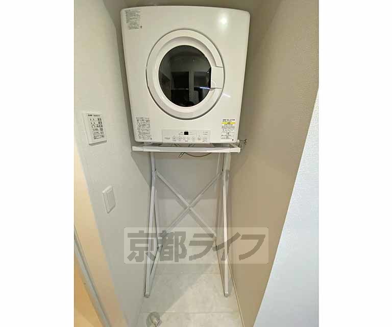その他設備　洗濯機置き場です。ガス衣類乾燥機付きです。