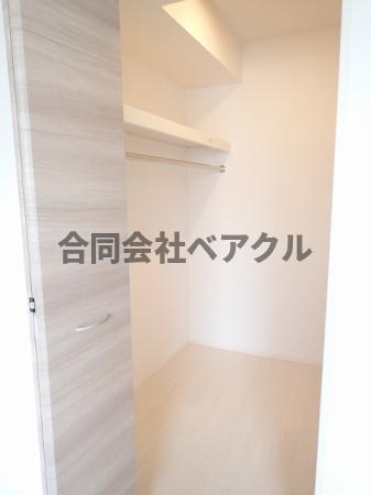 収納　ウォークインクローゼット