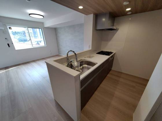 キッチン　※掲載写真は同マンション別部屋参考写真となります