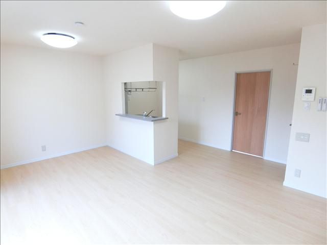 居室・リビング　※同間取りタイプ写真