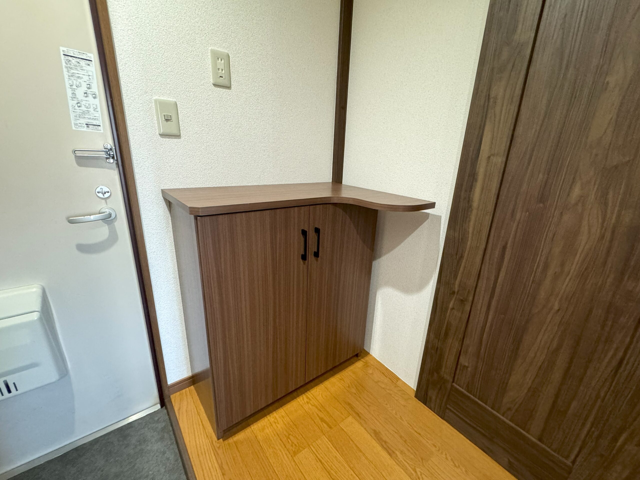 その他　玄関カウンター