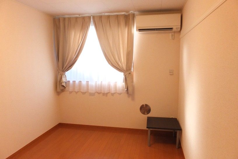 居室・リビング　仕様・設備は現況と異なる場合があります。現況優先。