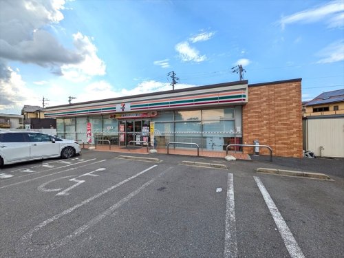 コンビニ　セブンイレブン 江南藤里店（コンビニ）まで608m
