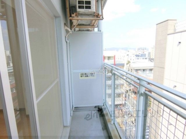 バルコニー　ベランダ