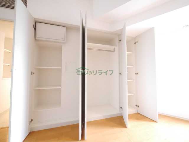 収納　プライムアーバン四谷外苑東