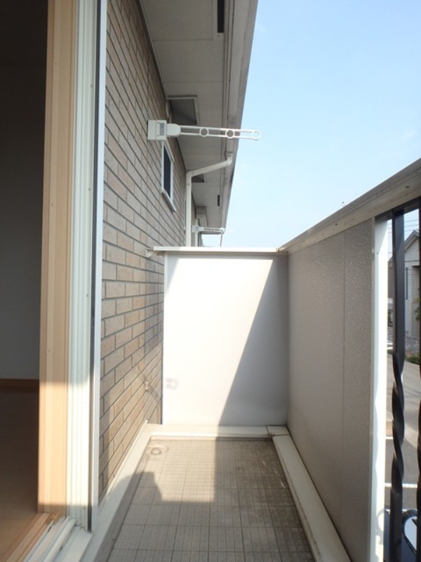 バルコニー　図面と現状に相違がある場合には現状を優先