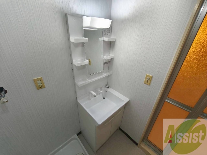 洗面設備　シャンプードレッサーで身支度もラクラクです！