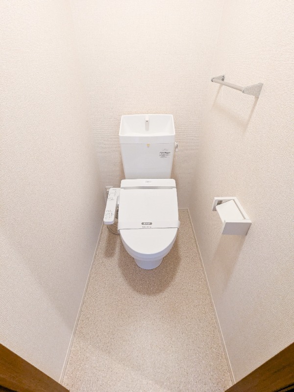 トイレ　図面と現状に相違がある場合には現状を優先