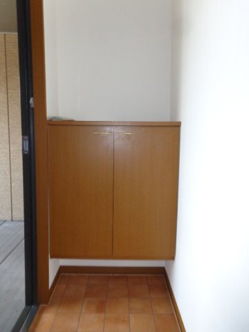 玄関　シューズボックス