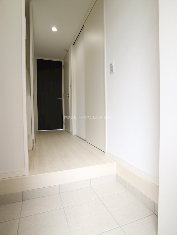 玄関　広々とした玄関です。