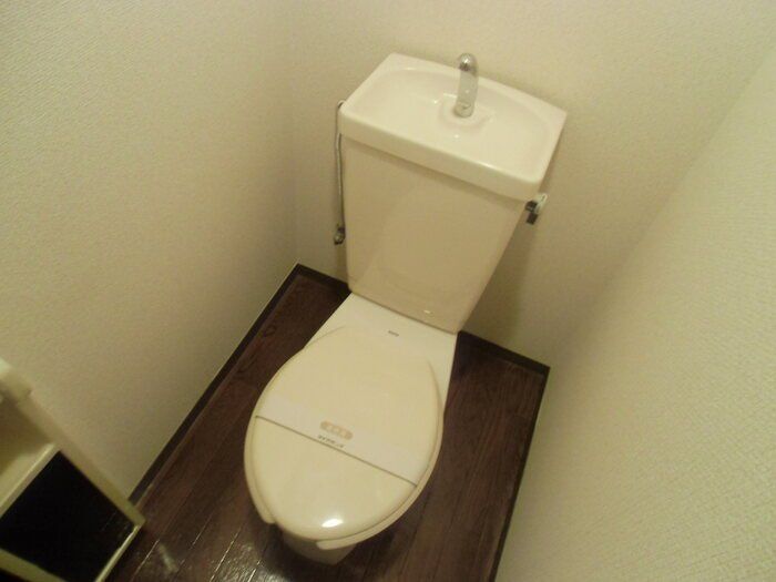 トイレ　トイレ