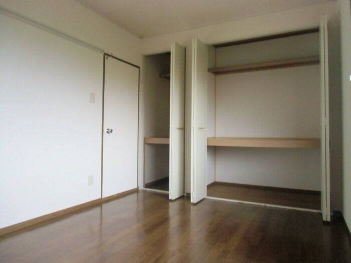 居室・リビング　収納