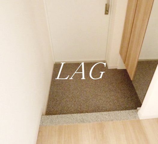 玄関　玄関です。