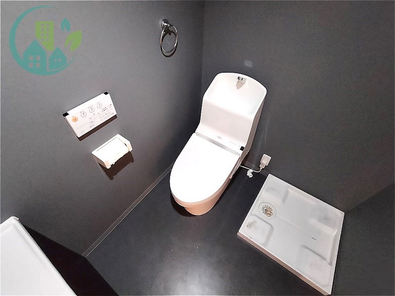 トイレ　パロアルトII（ネット無料物件）