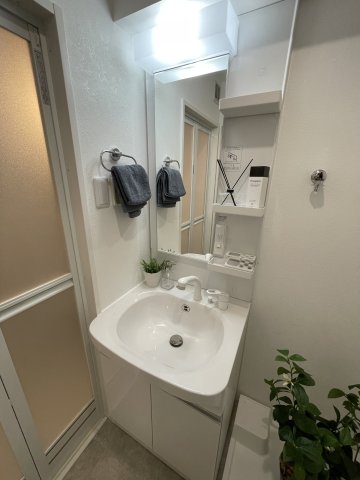 洗面設備　※同物件参考写真